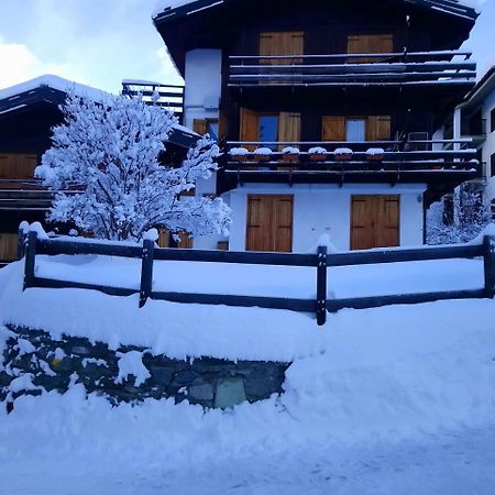 Ferienwohnung Cervinia-Valt Sport & Relax House Valtournenche Exterior foto